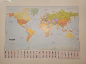 Poster con la mappa del mondo con animali - TenStickers