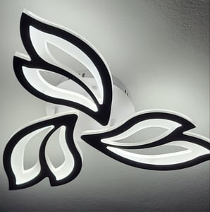 LZQ 60W LED-Deckenleuchte Moderne Dimmbare Mit Fernbedienung Deckenlampe Kreative Blumenform Design Metall Acryl Blütenblätter Esszimmerlamp Schlafzimmer Wohnzimmer Deckenlicht(3 Flugel) Kunden-Foto 2