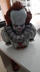 IT Büste Pennywise 30 cm Fotografie od zákazníka č. 1