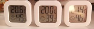 5 Stück Thermo- Hygrometer Digitales Feuchtigkeit Mini LCD Digital Thermometer Raumthermometer Luftfeuchtigkeitsmessgerät Temperatur mit Hohen Genauigkeit für Innenraum, Babyraum, Wohnzimmer, Büro Kunden-Foto 2