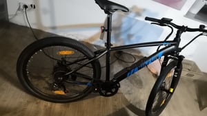 27.5" E-Bike Herren Damen 250W MTB mit abnehmbarem 36V 10.2Ah Akku, 7 Gang Schaltung, Elektrofahrrad mit CST Off-Road-Reifen, E-Mountainbike,Blau Kunden-Foto 1
