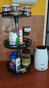 organiseur de cuisine pivotant à 360° à 3 étages pour épices avec fonction antidérapante, étagère à épices ronde compacte en acier inoxydable - SPINSTORE Photo du client 1