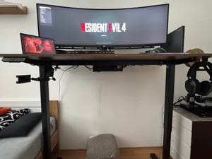 SENSE7 Nojo Höhenverstellbarer Schreibtisch 140x70 cm Elektrisch Weiß Gaming Tisch Computertisch Standing Desk Memory Funktion Kabelmanagement Büro Kunden-Foto 7
