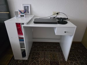 SoBuy® Schreibtisch mit 3 Ablagen,Arbeitstisch.Computertisch,Bürotisch,FWT35-W Kunden-Foto 1