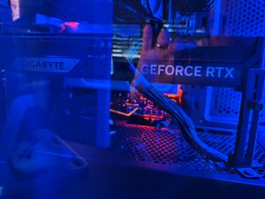 GIGABYTE GeForce RTX 5080 WINDFORCE OC SFF 16G Grafikkarte - 16 GB GDDR7, 256 Bit, PCI-E 5.0, 2670MHz Kernfrequenz, 3 x DP 2.1a, 1 x HDMI 2.1b, GV-N5080WF3OC-16GD, GeForce RTX 5080, 16 GB, GDDR7, 256 Bit, 7680 x 4320 Pixel, PCI Express x16 5.0 Kunden-Foto 1