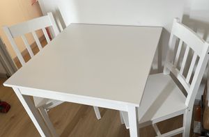HJ_WeDoo Ensemble de 3 pièces à manger, table à manger avec 2 chaises en bois de pin ensembles de table de cuisine, meubles de salle à manger en bois, groupe de sièges pour balcon salle à manger cuisine, blanc Photo du client 2