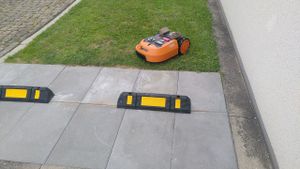 LZQ 2 Stück Parkstopper Parkplatzbegrenzung Einparkhilfe Fahrzeugstopper Parkplätze Gummi Radstopper zum Parken für Garage und Parkplätze Kunden-Foto 1