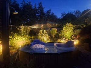 Ombrellone con illuminazione a LED ombrellone a sbalzo 300 cm ombrellone da giardino padiglione - marrone Foto del cliente 6