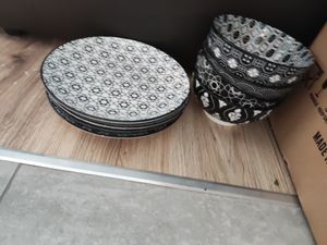 Vancasso, Haruka Porzellan Geschirrservice, 32-teilig Rund Kombiservice Geschirrset Tafelservice für 8 Personen, Schwarz Kunden-Foto 1