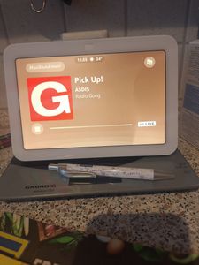 Amazon B0BLS3JJV8 Amazon Echo Show 8 (3rd Generation 2023) White DE Fotografia od zákazníka č. 2