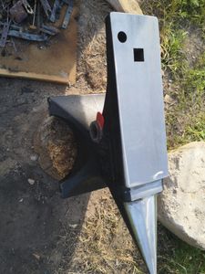 Kowadło VEVOR Kowadło z pojedynczym rogiem 10 kg Stalowe kowadło Kute kowadło Solidne kowadło z rogiem Kowal Jubiler Kowal Kowal Narzędzie do kucia Nadaje się do nitowania, spłaszczania, kucia i kształtowania Zdjęcie produktu od klienta nr 1