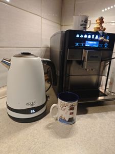 Adler Wasserkocher AD 1295b Elektro, 2200 W, 1,7 L, Edelstahl, 360° drehbarer Standfuß, Schwarz Kunden-Foto 1
