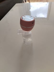 Elektrische Milchpumpe, schmerzfrei, mit LCD-Display und Speicherfunktion, 3 Modi und 9 Einstellstufen Kunden-Foto 1