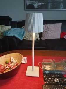 Super Qualität, 3 Licht-Modi, Akku hält sehr lange 