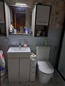Badmöbel LORENZA Weiß 50 cm Waschtisch mit Unterschrank Soft-Close Funktion - Standschrank Waschtisch Möbel Kunden-Foto 1