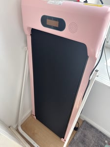 MERAX Laufband elektrisch, Underdesk Treadmill, Walking Jogging Pad Klappbar 1-6 km/h mit Fernbedienung, Bluetooth, LED-Display Kunden-Foto 1