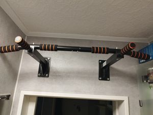 OMNA | EXTREME pull-up bar - Černá - Montáž na stěnu a strop - Multifunkční a robustní Fotografie od zákazníka č. 1