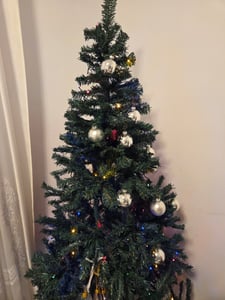 COSTWAY, 180 cm kunstkerstboom, kerstboom met metalen voet, kerstboom met PVC-takken, groene kunstkerstboom Klantenfoto 3