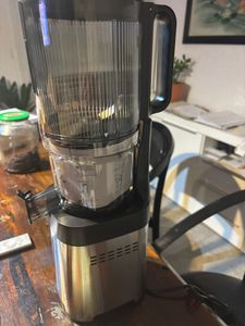 AMZCHEF Entsafter mit 113MM Einfüllöffnung, 1,8 L Slow Juicer, Entsafter für Gemüse und Obst, Leicht zu Reinigen, Silber Kunden-Foto 14