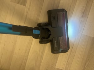 Grenintol Akku Staubsauger kabellos, 6-in-1 Hand-und Stielstaubsauger, bis zu 65000 Pa Saugleistung, bis zu 60 Minuten Laufzeit, beutellos Kunden-Foto 6