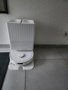 Roborock Qrevo S5V Saugroboter mit Wischfunktion, 12.000Pa, Zero-Tangle System, Warmlufttrocknung, Multifunktions-Dockingstation (Schwarz) Kunden-Foto 1