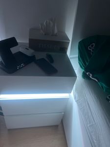 VASAGLE Nachttisch mit LED-Beleuchtung, mit 3 Schubladen, weiß Kunden-Foto 25