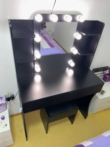 Yaheetech Schminktisch mit LED-Beleuchtung & Spiegel, 3 Farben, 9-stufig einstellbare Helligkeit, mit Schublade & 4 oberen Ablagen, Schwarz Kunden-Foto 5