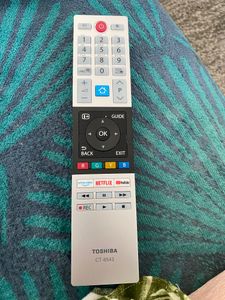 Originale Toshiba TV Fernbedienung für 43U2963DGL | 43UL3A63 | 49L2863DG | 49UL2A63DG Kunden-Foto 1