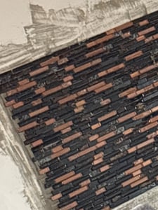 Braunes Glasmosaik „ALISEDA BOROSSO“, dekoratives Bernsteinmosaik, braunes Mosaik Kunden-Foto 1