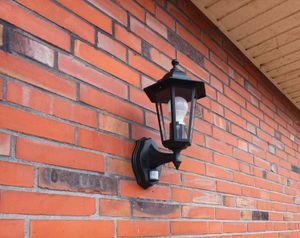 Ledvion Wandleuchte IP44 15W E27 schwarz dimmbar sensor Kunden-Foto 1