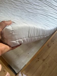 Ergonomische 7-Zonen Kaltschaummatratze - 11cm - H2&H3 - (90 x 200 cm) - Träumegut24 Kunden-Foto 13
