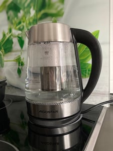 Aigostar Wasserkocher mit Temperatureinstellung 1.7L Glas mit LED 2200W, 2 in 1 Teekocher, Edelstahl Teesieb, 60-100℃ Wahl, 120 Min Warmhaltefunktion Kunden-Foto 2