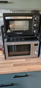 Küchenregale, Ausziehbarer Mikrowellenständer mit 6 Haken, 40-64cm ausziehbarer Mikrowellen Regal, Gewürzregal, Mikrowellenhalterung, Organizer mit 6 Haken, bis 30kg, Schwarz Kunden-Foto 21