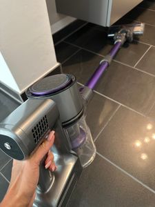 SmartAI P40 kabelloser Staubsauger herausnehmbarer Ersatzakku, 7 * 2500 mAh Akkukapazität, bis zu 45-50 Minuten Betriebszeit Kunden-Foto 64