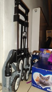 Jopassy Treppensackkarre klappbar Gegenstände Treppenkarre Stapelkarre Treppen Sackkarre Transportkarre Treppensteiger für Umzug und schwere bis 75kg Alu Kunden-Foto 9