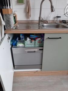 MEDION Tischgeschirrspüler DWT 60 (6 Gedecke Fassungsvermögen, 7 Reinigungsprogramme, LED Anzeige, 47 dB, MD37496) silber Kunden-Foto 2