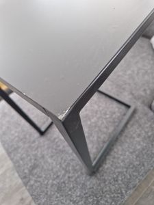Beistelltisch C-Form, Sofatisch Kaffeetisch Couchtisch mit Metallgestell, Laptoptisch für Kaffee und Laptop, Schwarz, 33 x 40 x 60 cm Kunden-Foto 3