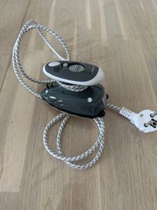 JAGO Żelazko parowe Travel, szare, 260 - 420 W Zdjęcie produktu od klienta nr 1