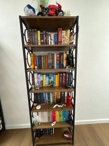 Tribesigns boekenkast met 6 etages, 180 cm hoog, in industriële stijl met een metalen frame en open planken, geschikt voor een thuiswerkplek, in een rustieke bruine kleur Klantenfoto 2