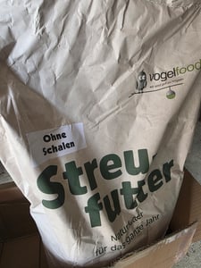 25 kg Streufutter *SCHALENLOS* Vogelfutter Kunden-Foto 3