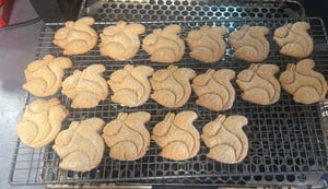 Universal holz cookie form backform holz backform dekoration hochzeit party Kunden-Foto 1