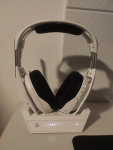 ASTRO Gaming A50, Kabellos, Gaming, 20 - 20000 Hz, 375 g, Kopfhörer, Weiß Kunden-Foto 2