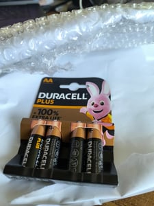 20 piles Energizer Ultimate Lithium AA (Mignon, L91, FR6), 1,5V - 2 boîtes de 10 Photo du client 1