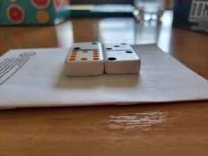 Engelhart- Tolles Domino Spiel In Einer Metalldose - Kinder und Erwachsene Takti Kunden-Foto 1