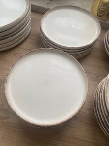 vancasso Steingut Tafelservice, 24-tlg Kombiservice für 6 Personen, Geschirrset mit Schale, Suppenteller, Dessertteller, Speiseteller, beige Kunden-Foto 1