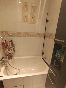 EMKE Duschabtrennung 100x140cm Faltwand für Badewanne Badewannenaufsatz Mattes Schwarz Duschwand aus 6mm NANO Easy Clean GLAS Kunden-Foto 5