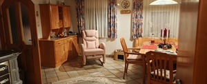 okwish Schaukelstuhl Relaxsessel Posterstuhl mit Fußstütze,für den Innenbereich mit hoher Rückenlehne,dicke Polsterung,Weiß Kunden-Foto 2