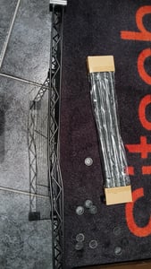 Stendibiancheria SucceBuy con capacità di carico di 800 libbre, 4 binari per abiti e 8 livelli di stoccaggio, Stendibiancheria arrotolabile. Stendibiancheria autoportante regolabile e personalizzabile Foto del cliente 1