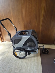 DOGGYHUT® Premium MEDIUM remorque à vélo 2en1 pour chien et jogger Photo du client 4