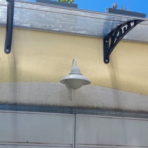 Jopassy Vordach 100x300cm Überdachung Pultvordach Haustürvordach Türvordach Pultbogenvordach Kunden-Foto 1